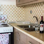 Fanis Seafront Apartments